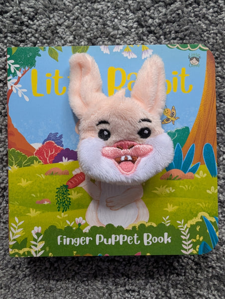 Little Rabbit Finger Puppet board book Hardback